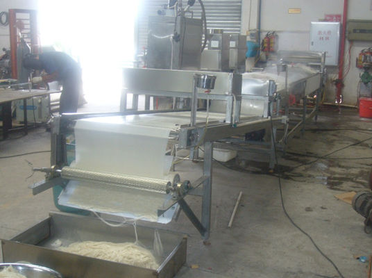 China Máquina comercial eficiente de los tallarines, máquina china orgánica de la planta de los tallarines proveedor