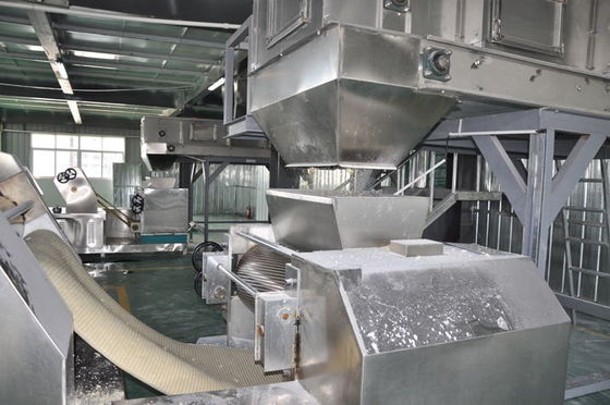 China Cadena de producción industrial de los tallarines, manual/máquina de proceso completamente auto de los tallarines proveedor