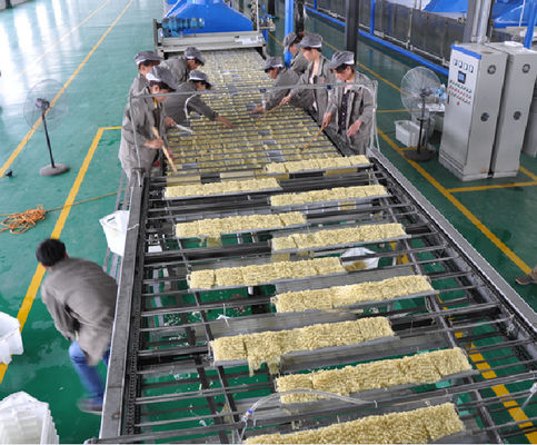 China Cadena de producción de fabricación inmediata frita automática del fabricante de China máquina proveedor