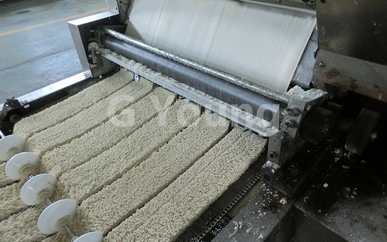 Altos tallarines inmediatos fritos automáticos que hacen equipo capacidad de producción grande proveedor